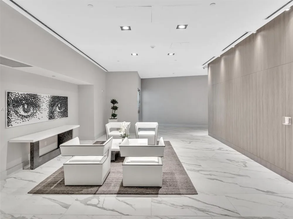3535 S Ocean Dr #905 Hollywood, FL 33019