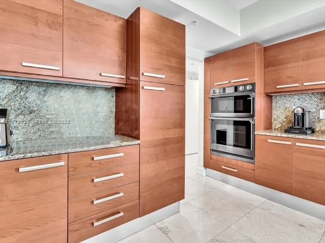 3535 S OCEAN DR #905 Hollywood, FL 33019