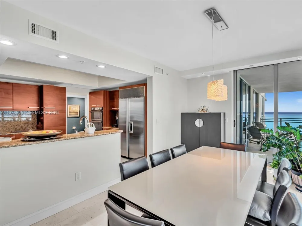 3535 S OCEAN DR #905 Hollywood, FL 33019