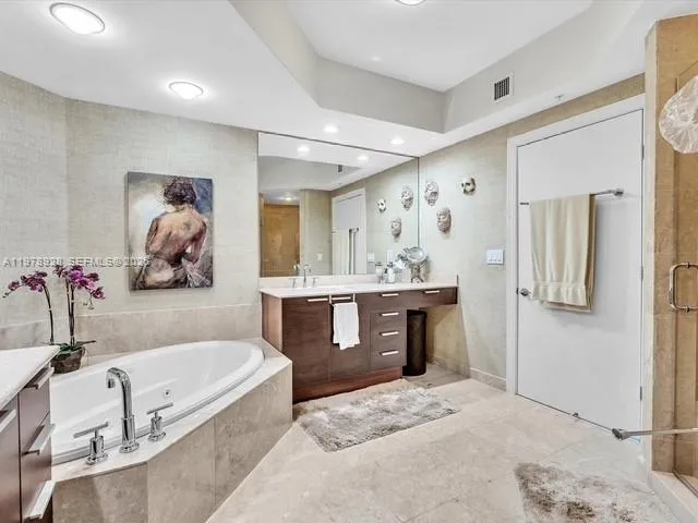 3535 S OCEAN DR #905 Hollywood, FL 33019