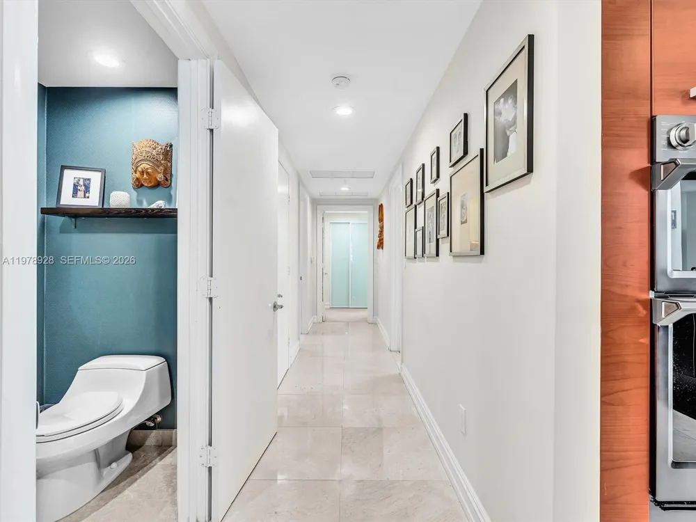 3535 S OCEAN DR #905 Hollywood, FL 33019