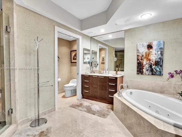 3535 S OCEAN DR #905 Hollywood, FL 33019
