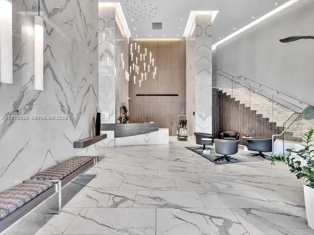 3535 S OCEAN DR #905 Hollywood, FL 33019