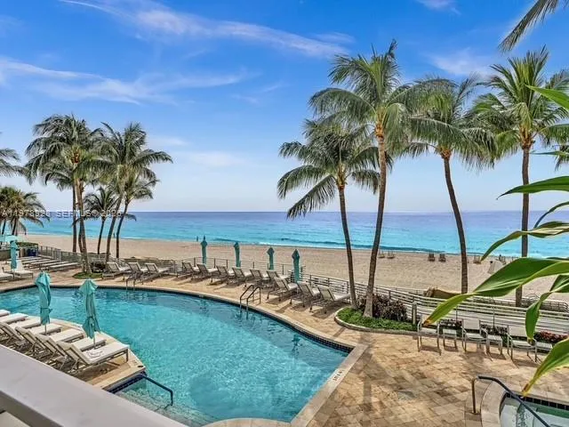3535 S OCEAN DR #905 Hollywood, FL 33019