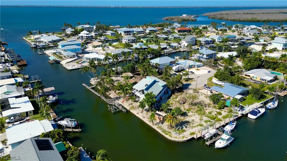 Emerald #13 Avenue St James City, FL 33956