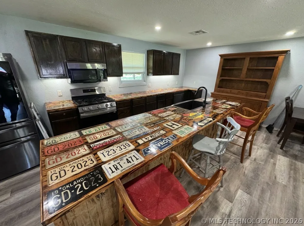 148 Big Buck Lone Grove, OK 73443