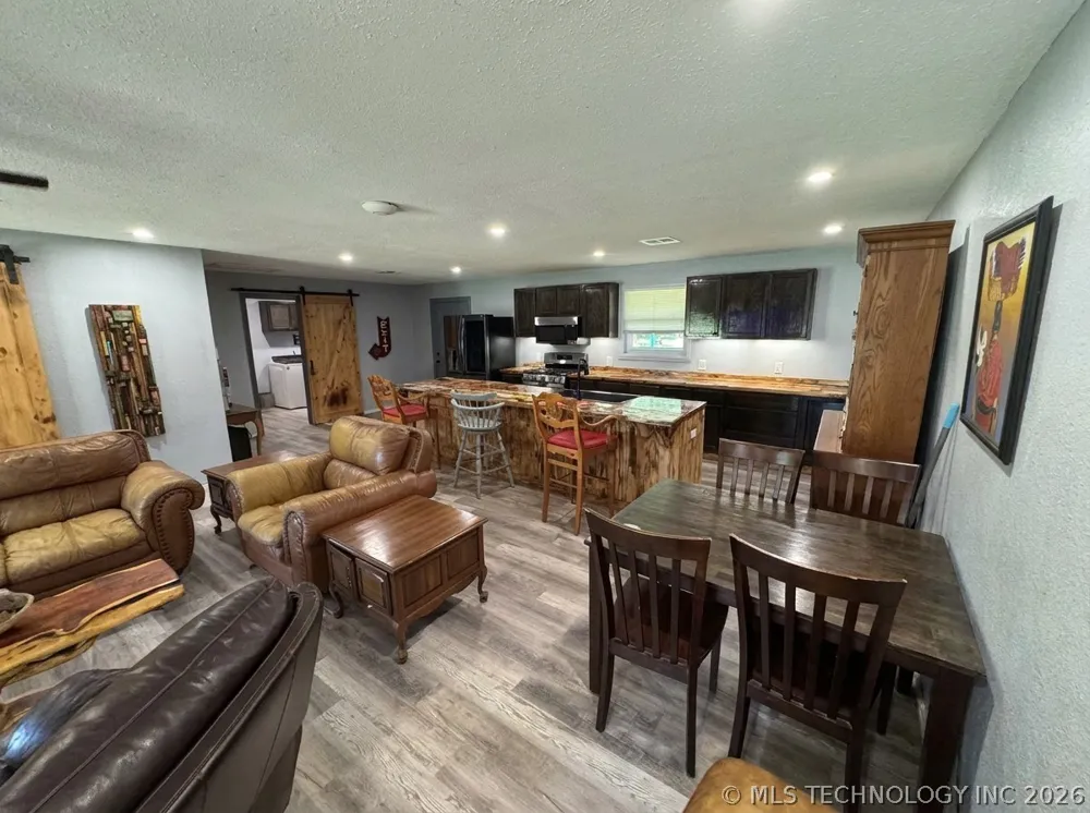 148 Big Buck Lone Grove, OK 73443