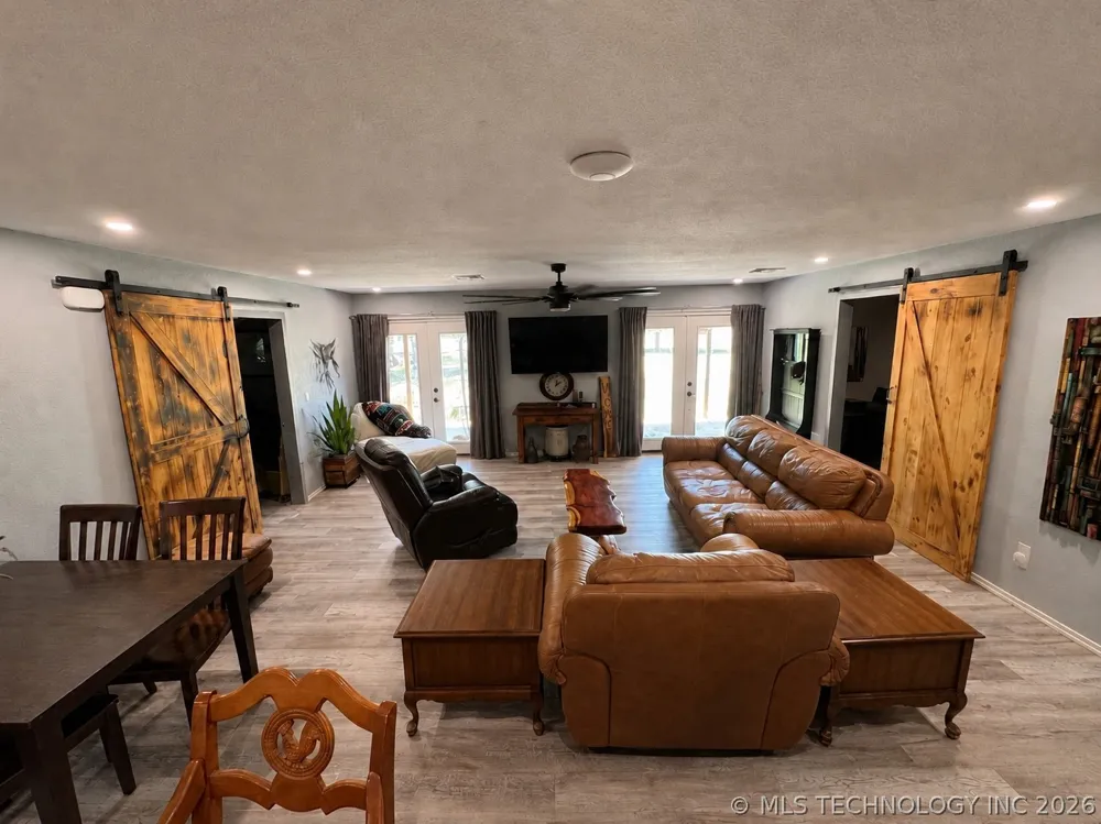 148 Big Buck Lone Grove, OK 73443