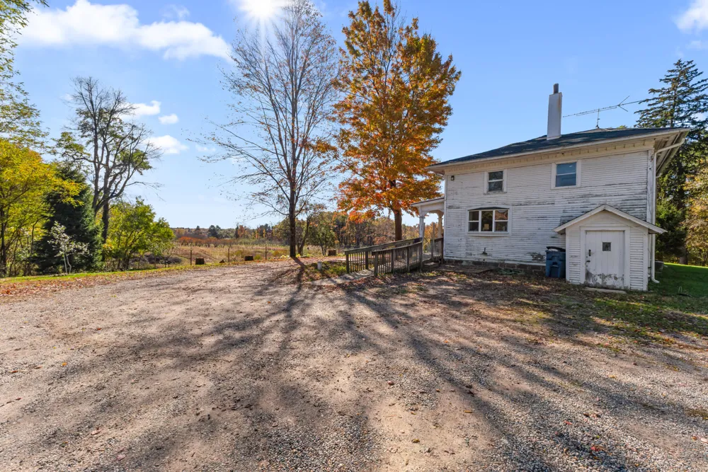4680 Fitzpatrick Road Hillsdale, MI 49242