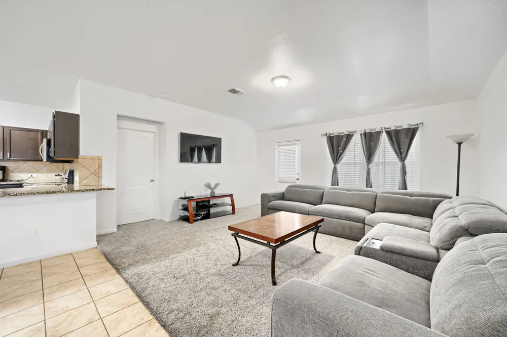100 Liard River Road Hutto, TX 78634