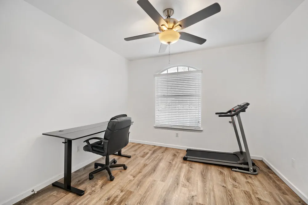 100 Liard River Road Hutto, TX 78634