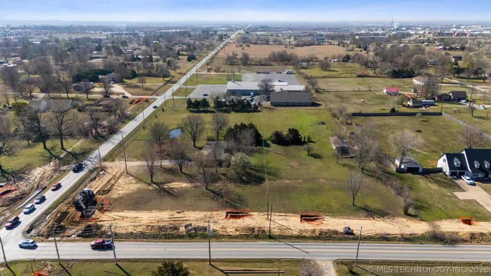 10524 129th EastAvenue Owasso, OK 74055