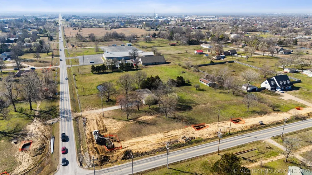 10524 129th EastAvenue Owasso, OK 74055