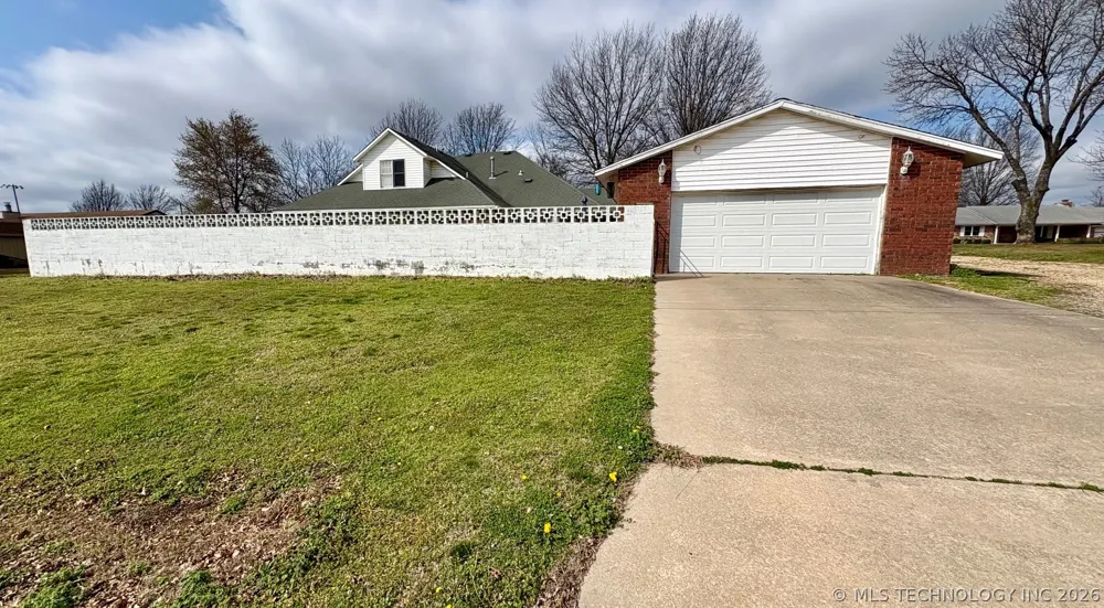 151 S 2nd Street Porter, OK 74454