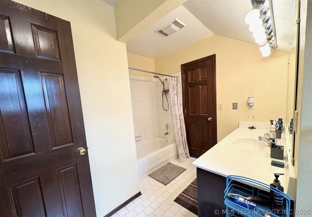 151 S 2nd Street Porter, OK 74454
