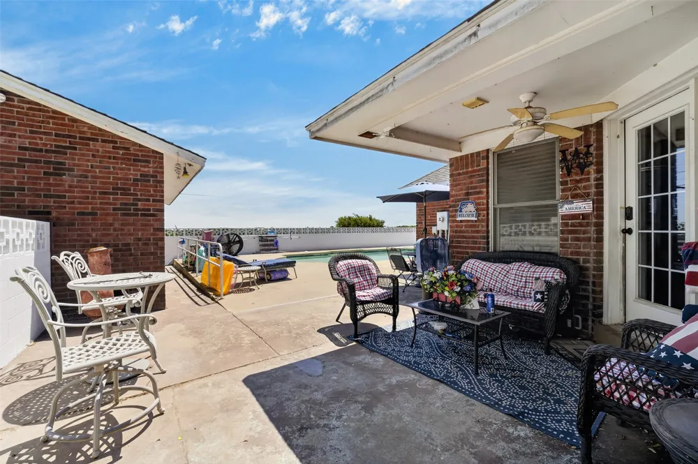 151 S 2nd Street Porter, OK 74454