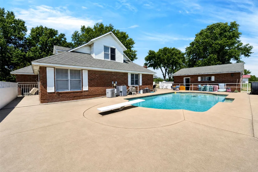 151 S 2nd Street Porter, OK 74454