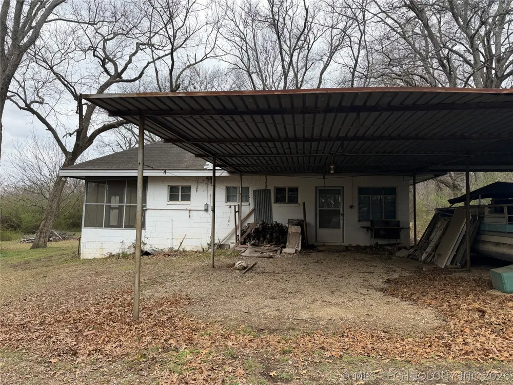 32642 E 713 ROAD Wagoner, OK 74467