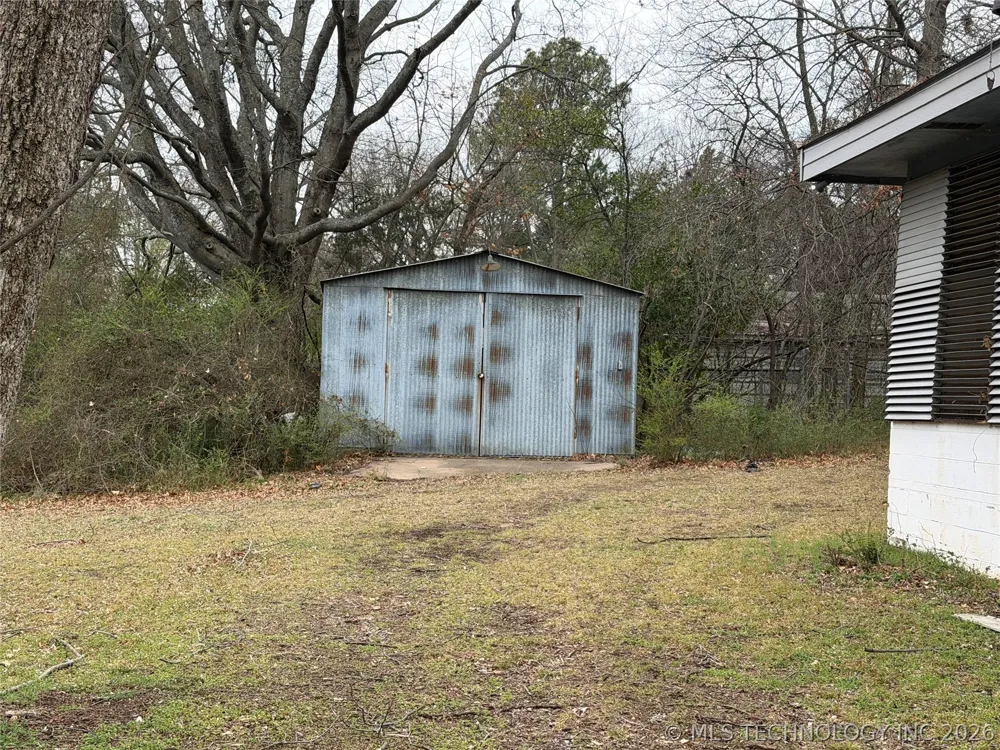 32642 E 713 ROAD Wagoner, OK 74467