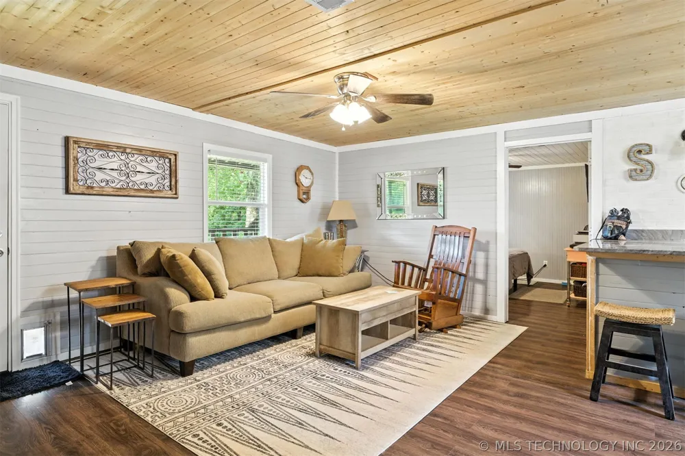 674 Evergreen Lane Mead, OK 73449