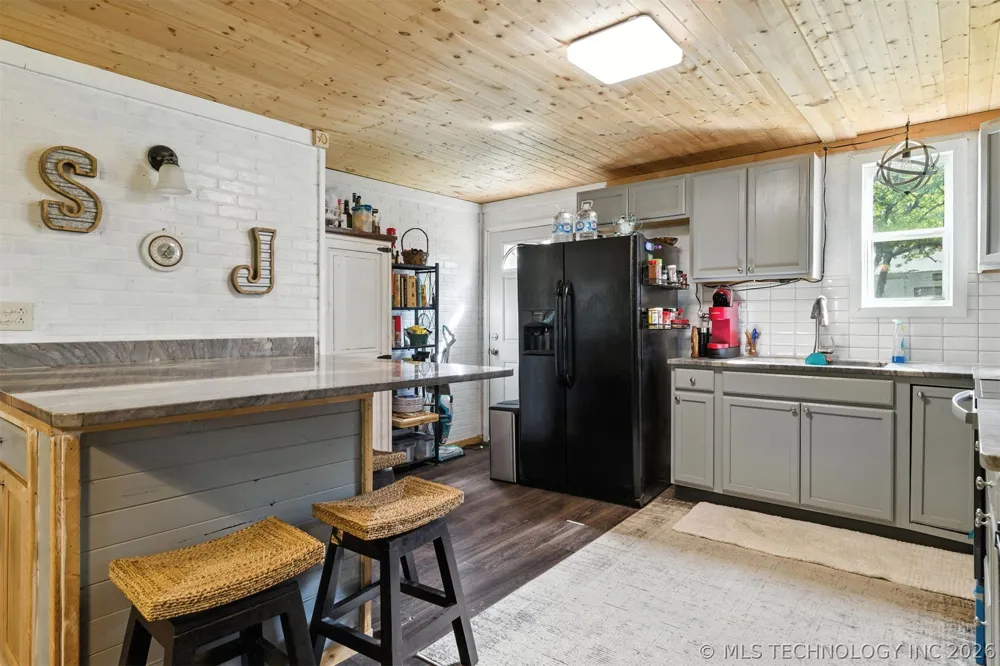 674 Evergreen Lane Mead, OK 73449