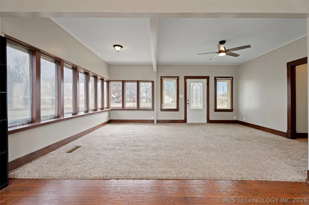 501 S Thompson Street Vinita, OK 74301