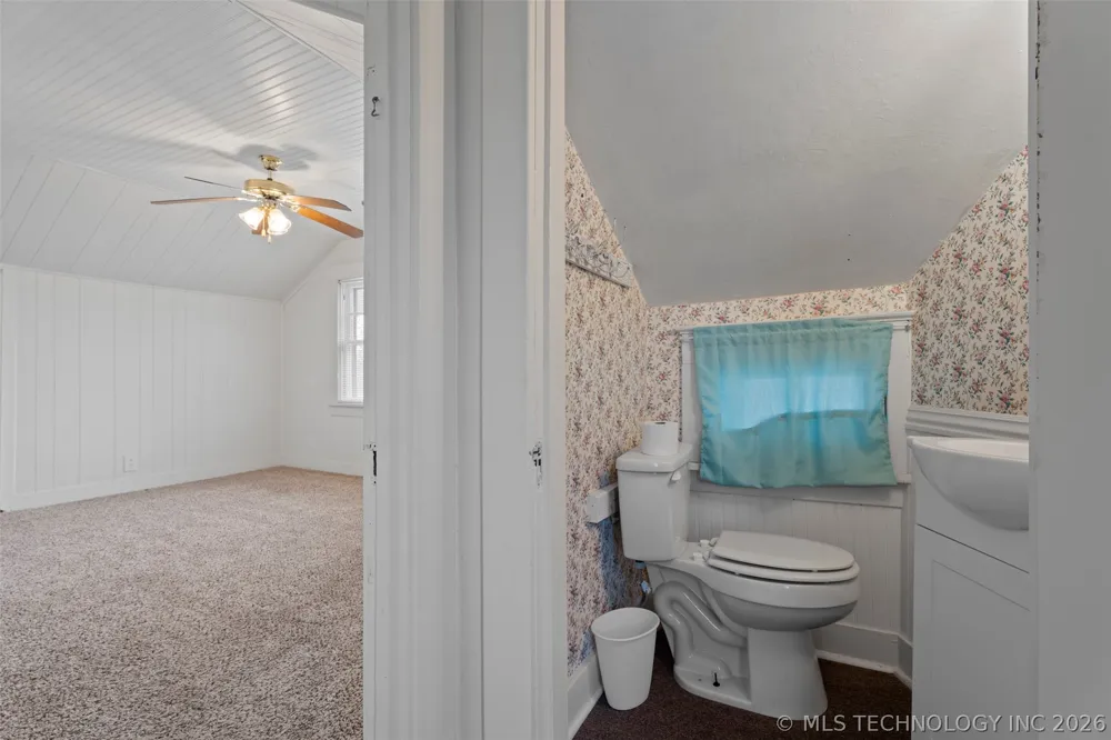 501 S Thompson Street Vinita, OK 74301