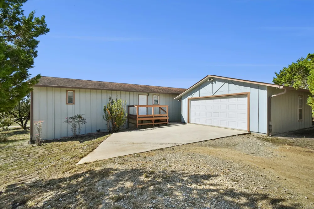 111 Janine Canyon Lake, TX 78133
