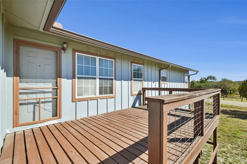 111 Janine Canyon Lake, TX 78133