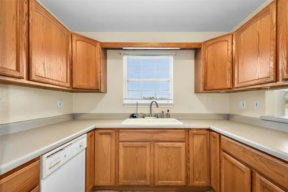 111 Janine Canyon Lake, TX 78133
