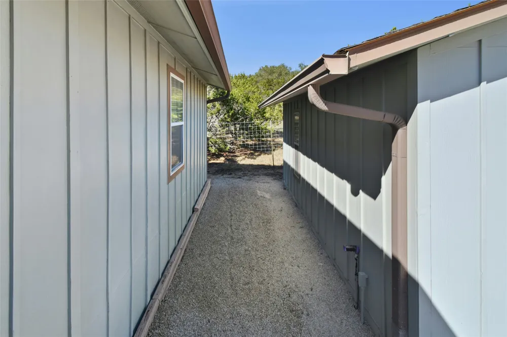 111 Janine Canyon Lake, TX 78133