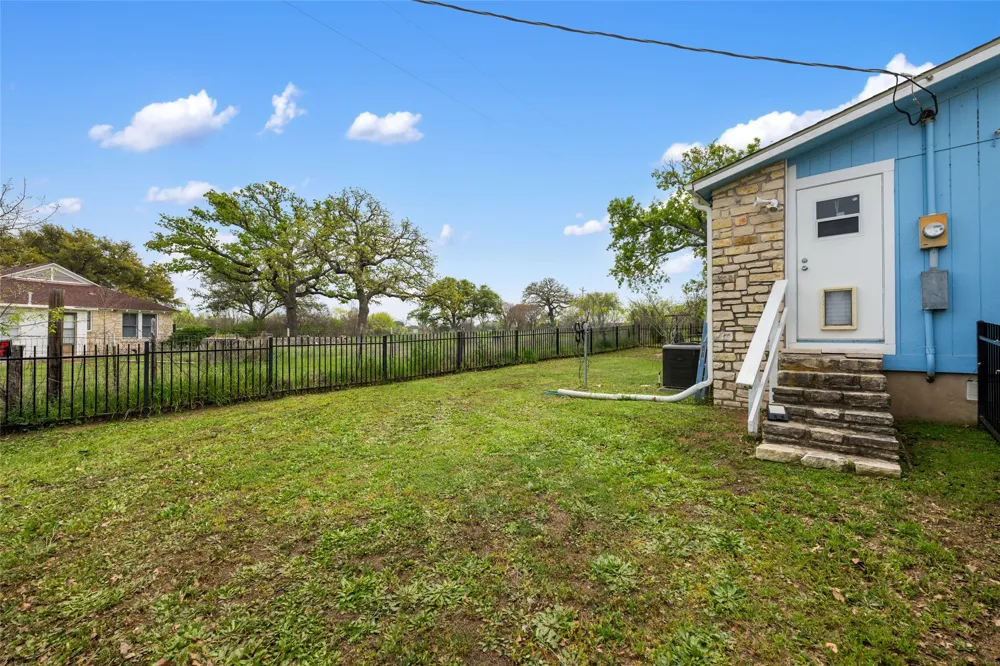 106 Black Rock Drive Buchanan Dam, TX 78609