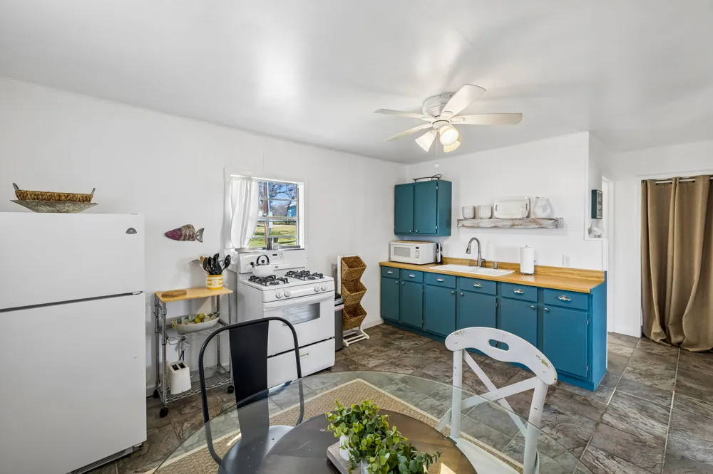 16838 RM 2241 Tow, TX 78672