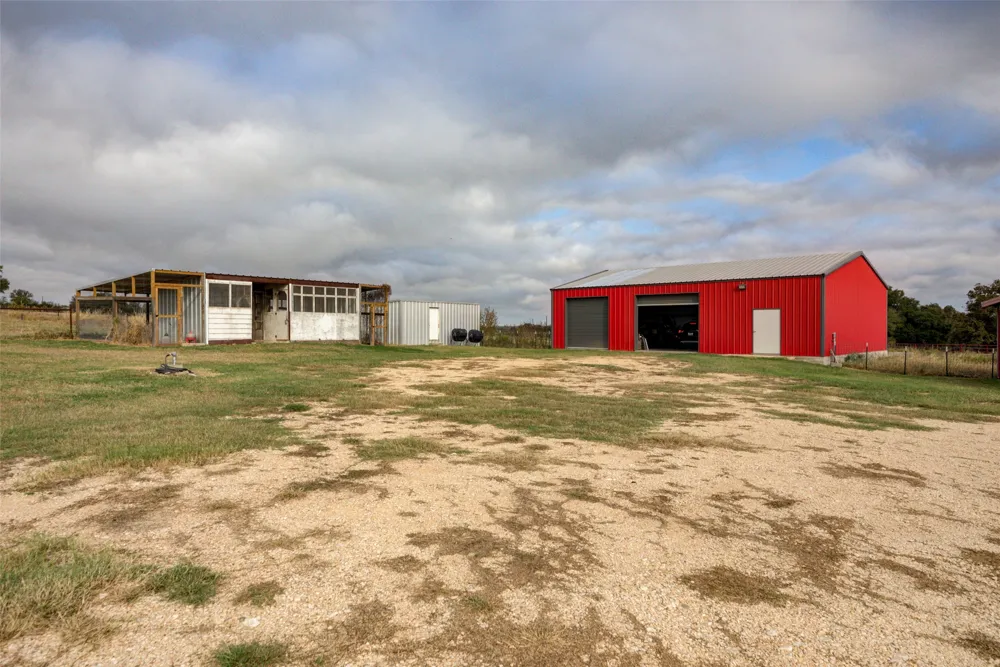 1192 Sand Hill Road Dale, TX 78616