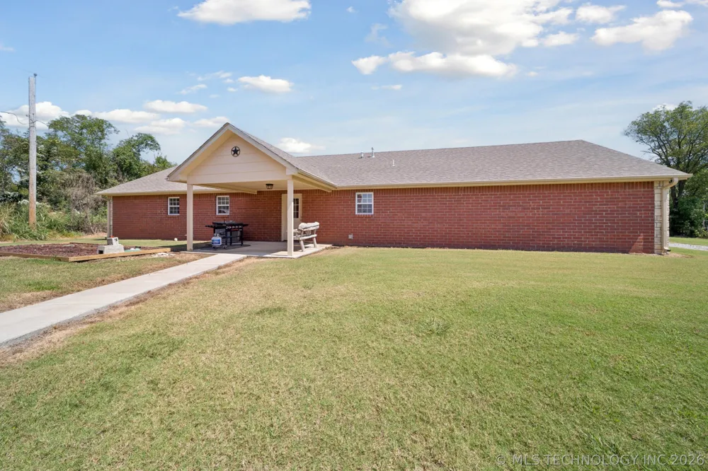 15375 247th Road Okmulgee, OK 74447