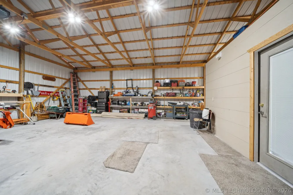 15375 247th Road Okmulgee, OK 74447