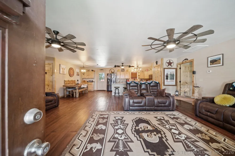 15375 247th Road Okmulgee, OK 74447