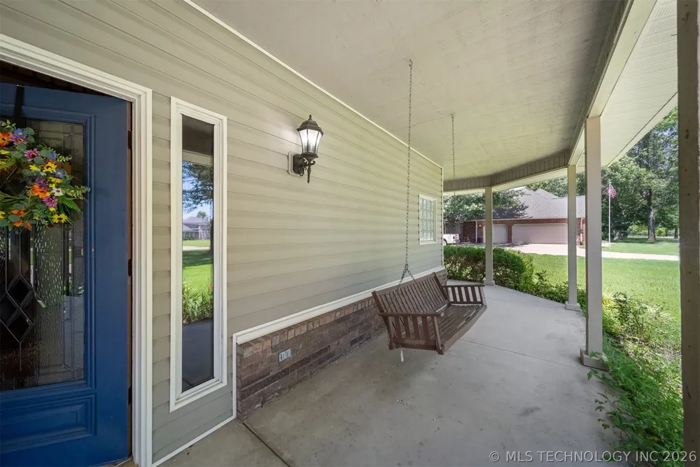 1805 NE Oakridge Drive Claremore, OK 74017