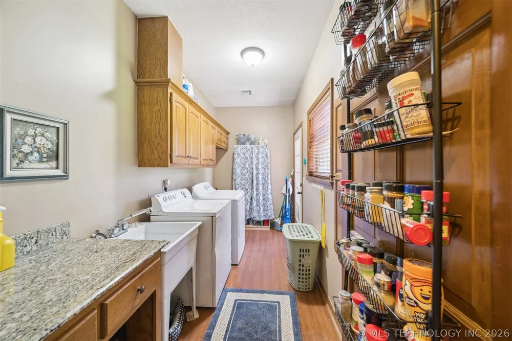 1805 NE Oakridge Drive Claremore, OK 74017