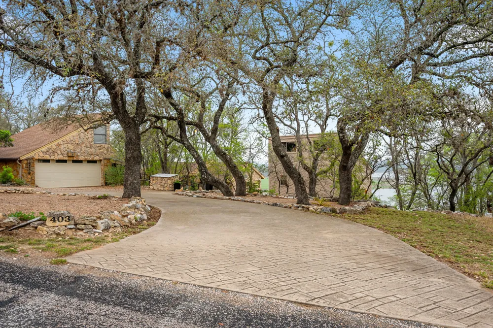 403 Coventry Road Spicewood, TX 78669