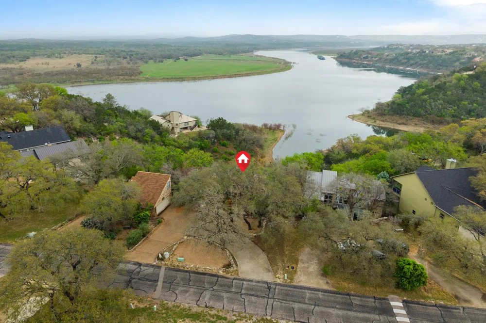 403 Coventry Road Spicewood, TX 78669
