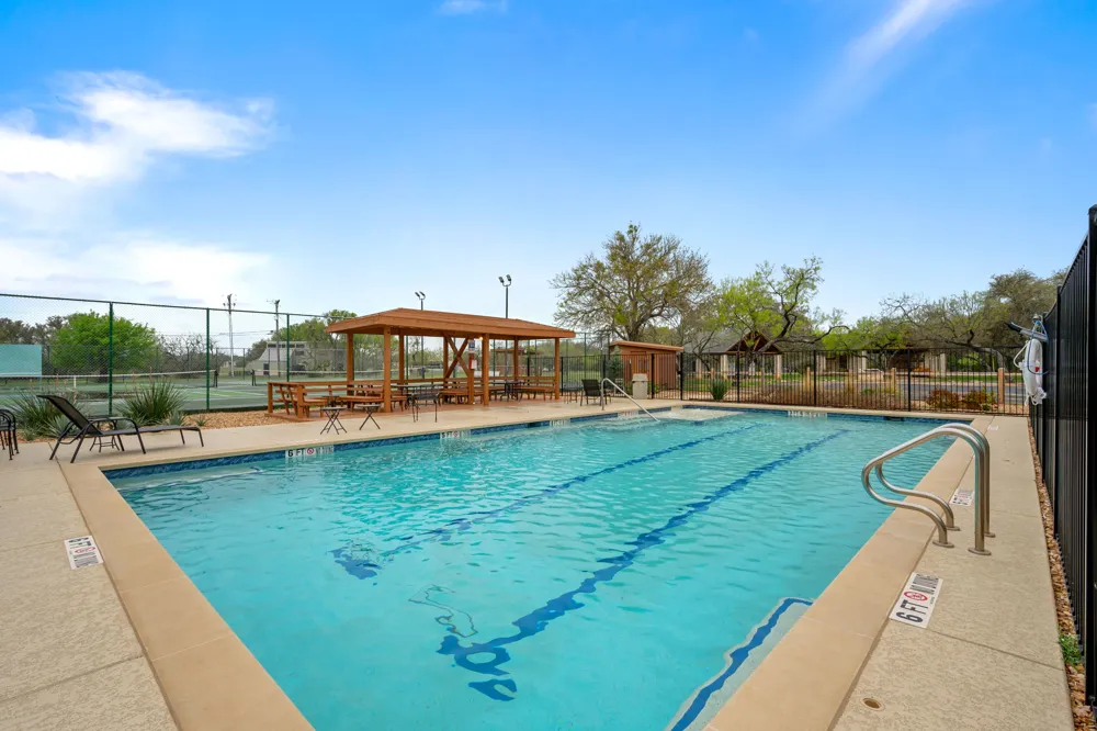 403 Coventry Road Spicewood, TX 78669
