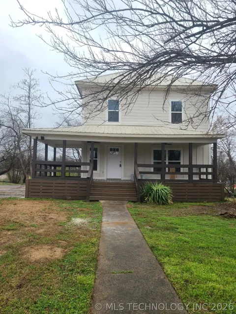 321 W Adams Avenue