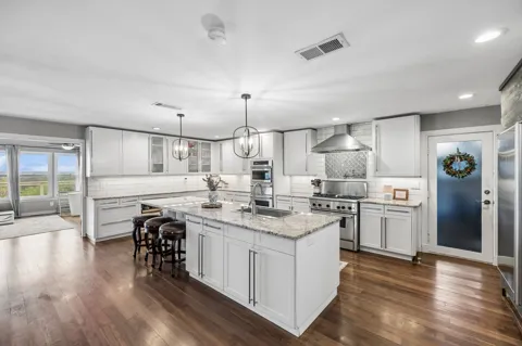 677 Floral Avenue