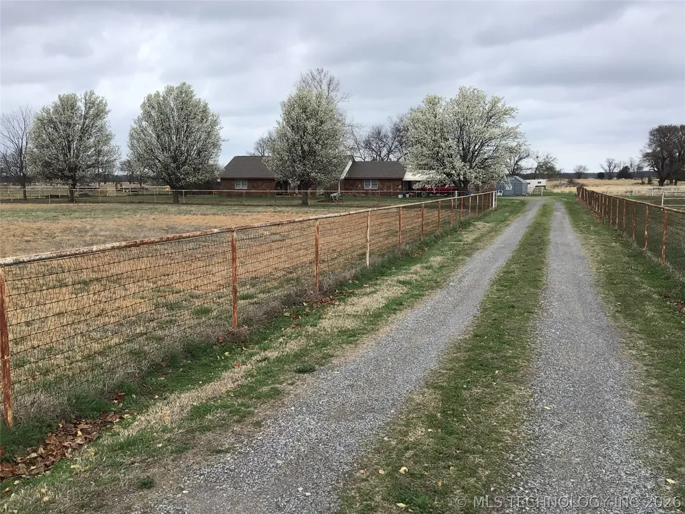 15055 E 412 Highway Rose, OK 74364