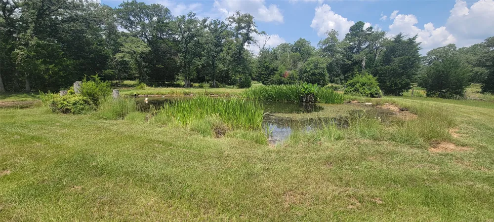 3321 County Road 457 Thorndale, TX 76577