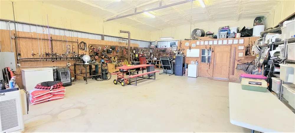 3321 County Road 457 Thorndale, TX 76577