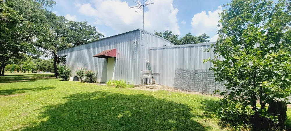 3321 County Road 457 Thorndale, TX 76577