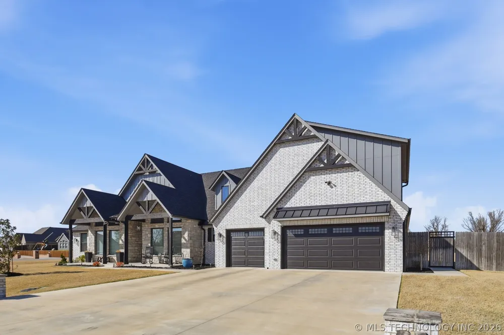 15903 E 106th Street Owasso, OK 74055