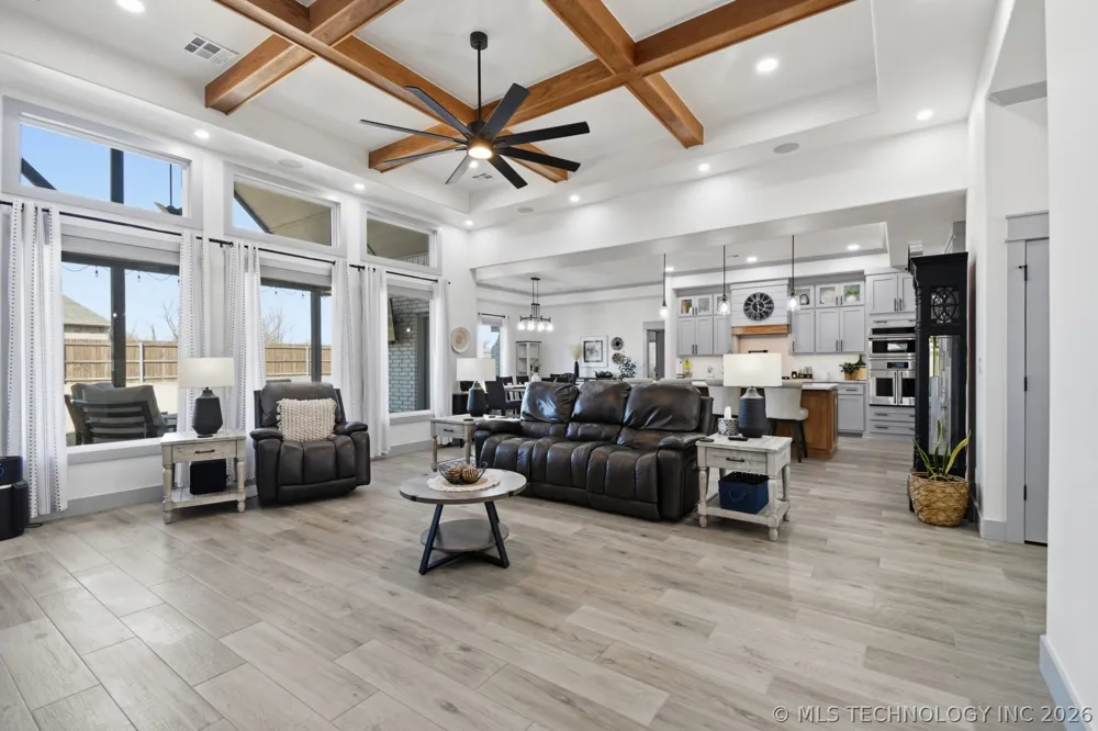 15903 E 106th Street Owasso, OK 74055